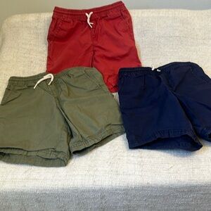 Old Navy Bundle of 3 functional drawstring shorts. Size 5T.